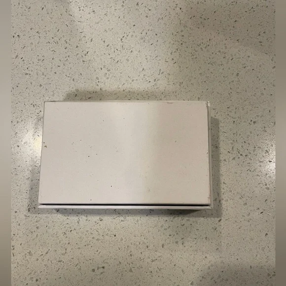 Guerlain  Key Chain - Picture 5 of 5